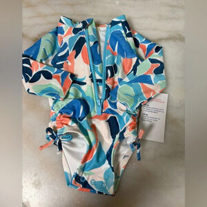 OLD NAVY baby Swimsuit One Piece Size0-3M